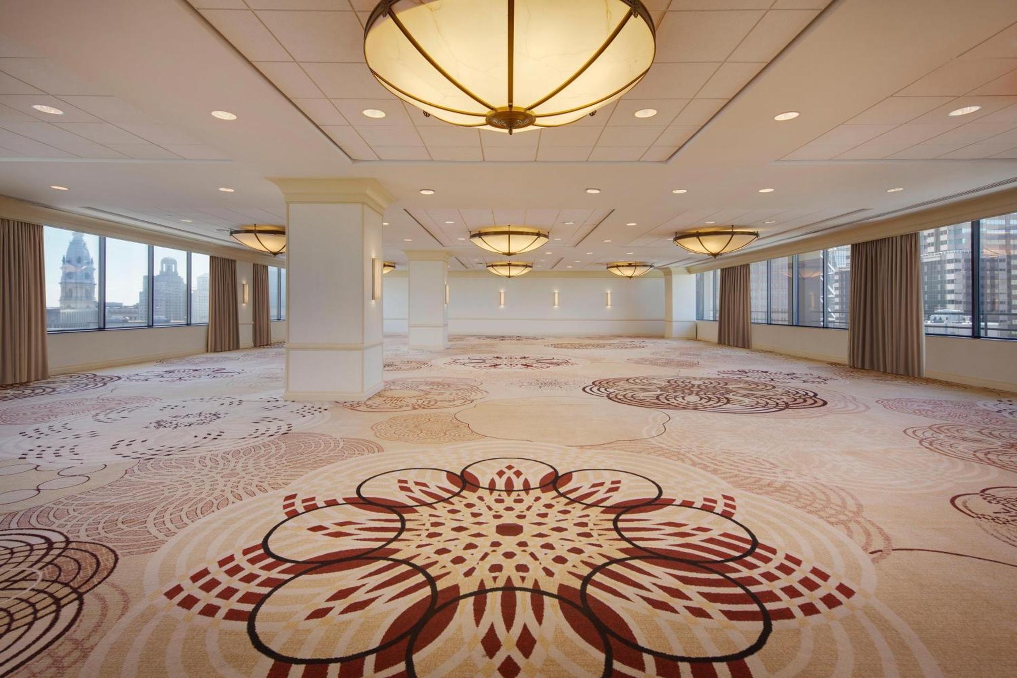 Hotel Sheraton Downtown 3*
